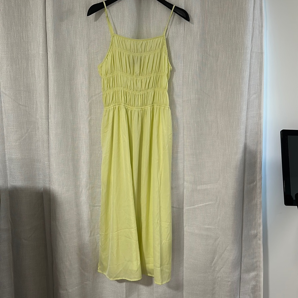 Gap lime green midi dress. Size S.